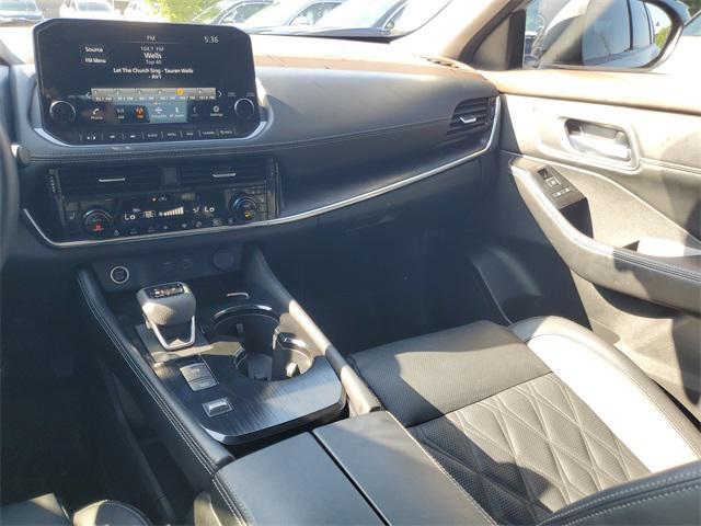 Photo of 2023 Boulder Gray Pearl Nissan Rogue