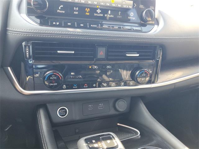 Photo of 2023 Boulder Gray Pearl Nissan Rogue