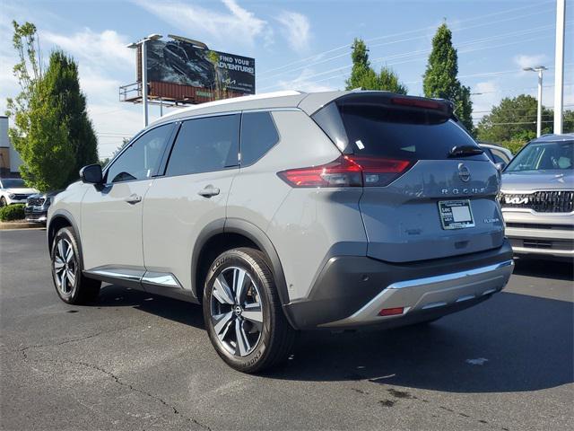 Photo of 2023 Boulder Gray Pearl Nissan Rogue