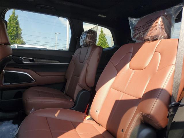 Photo of 2025 Dark Moss Kia Telluride