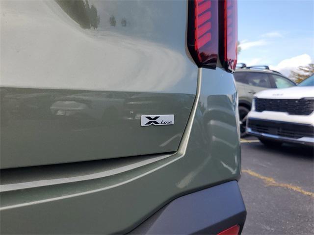 Photo of 2025 Jungle Green Kia Sorento