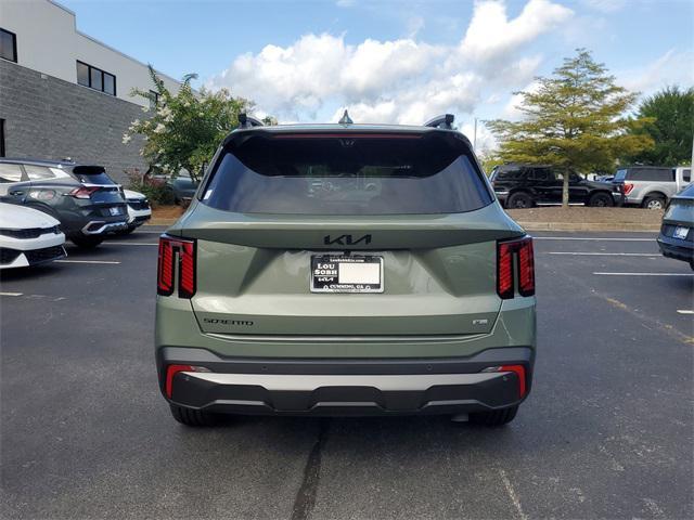 Photo of 2025 Jungle Green Kia Sorento