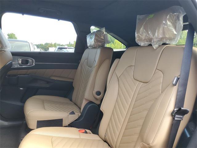 Photo of 2025 Jungle Green Kia Sorento