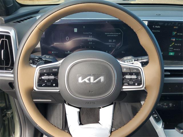 Photo of 2025 Jungle Green Kia Sorento