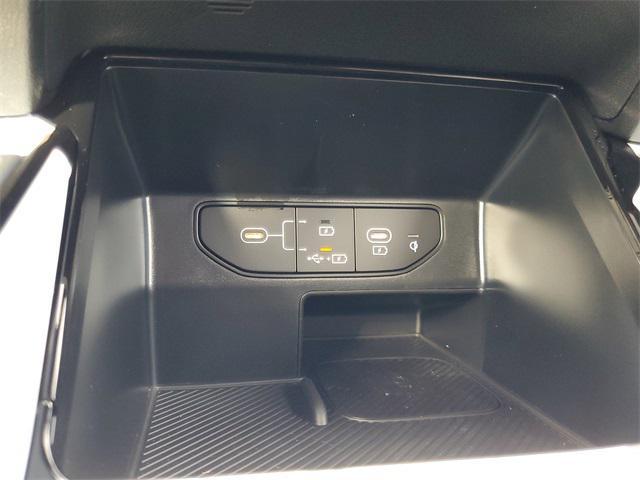 Photo of 2025 Jungle Green Kia Sorento