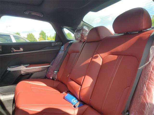 Photo of 2025 Wolf Gray Kia K5