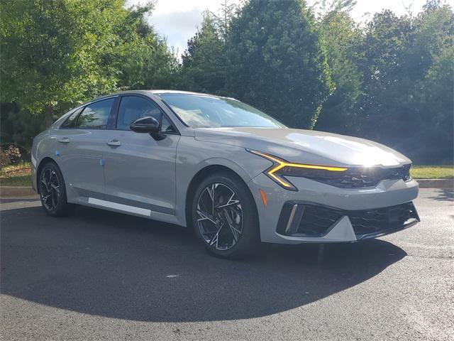Photo of 2025 Wolf Gray Kia K5