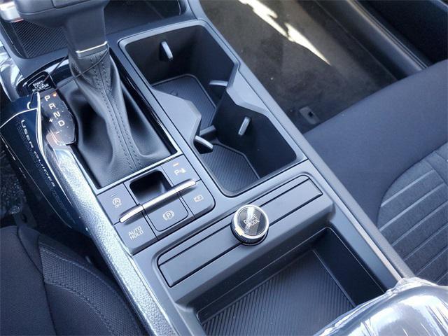 Photo of 2025 Snow White Pearl Kia K5