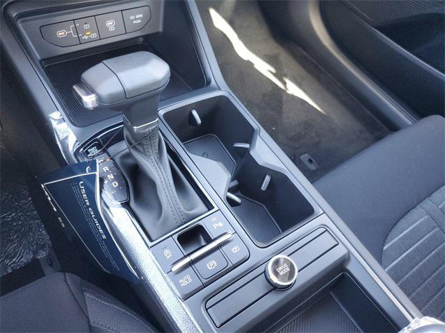 Photo of 2025 Snow White Pearl Kia K5