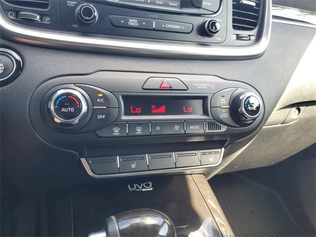 Photo of 2016 Sangria Kia Sorento