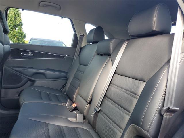 Photo of 2016 Sangria Kia Sorento