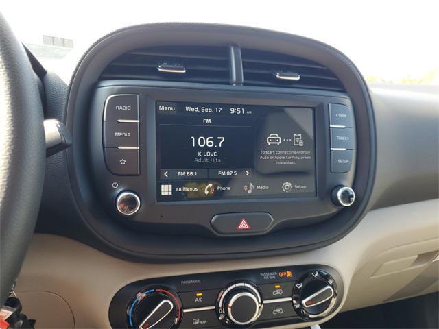 Photo of 2025 Snow White Pearl Kia Soul