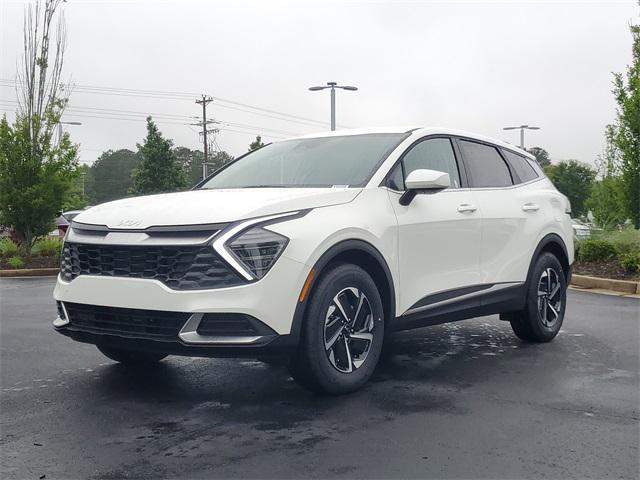 Photo of 2025 Snow White Pearl Kia Sportage Hybrid