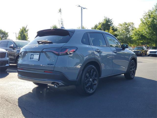Photo of 2024 Urban Gray Honda HR-V