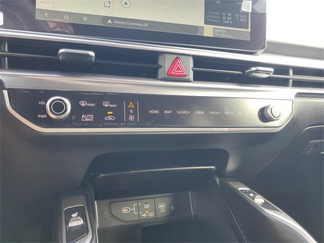 Photo of 2025 Steel Gray Kia Sorento Hybrid