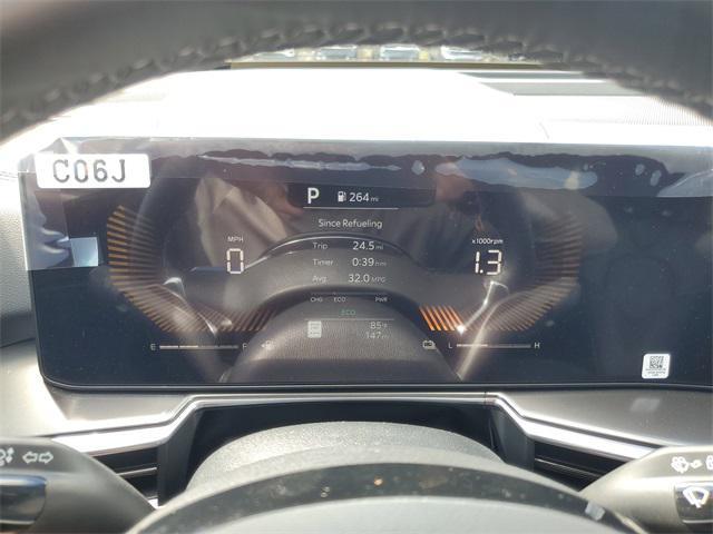 Photo of 2025 Steel Gray Kia Sorento Hybrid