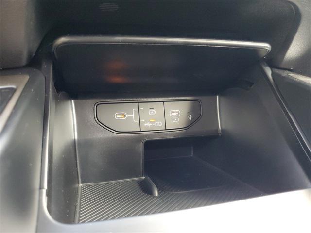 Photo of 2025 Steel Gray Kia Sorento Hybrid