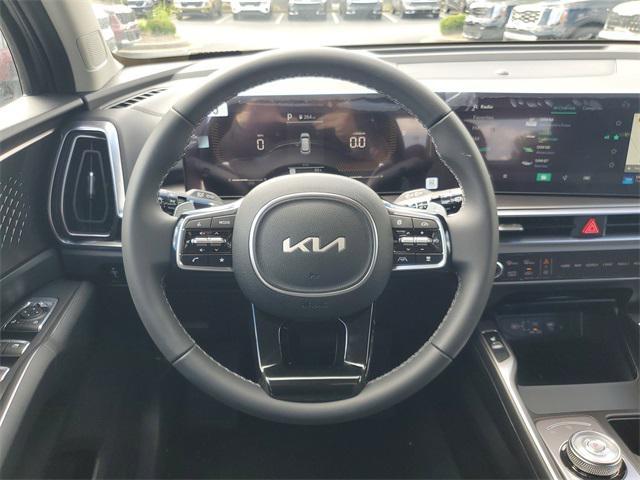 Photo of 2025 Steel Gray Kia Sorento Hybrid