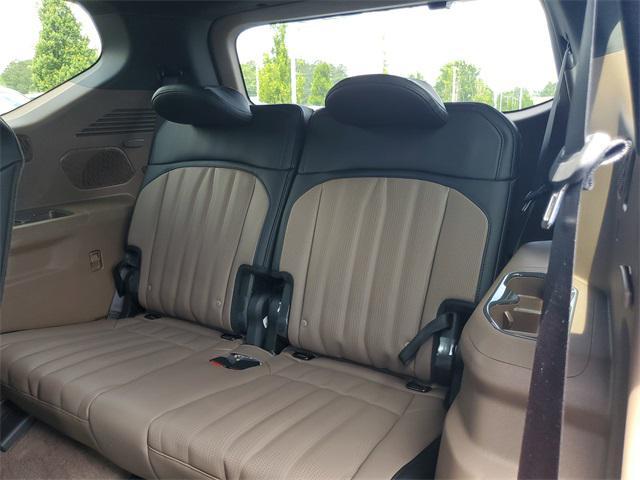 Photo of 2026 Ebony Black Kia EV9