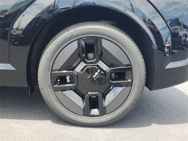 Photo of 2026 Ebony Black Kia EV9