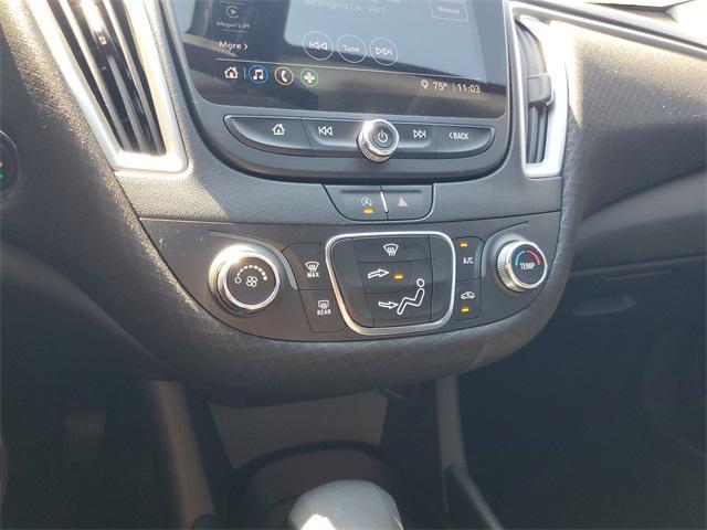 Photo of 2022 Summit White Chevrolet Malibu