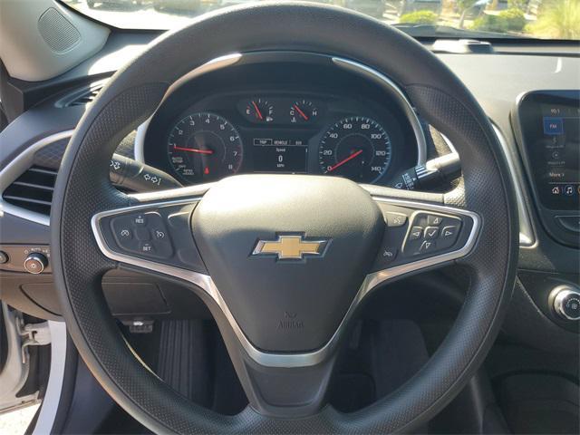 Photo of 2022 Summit White Chevrolet Malibu