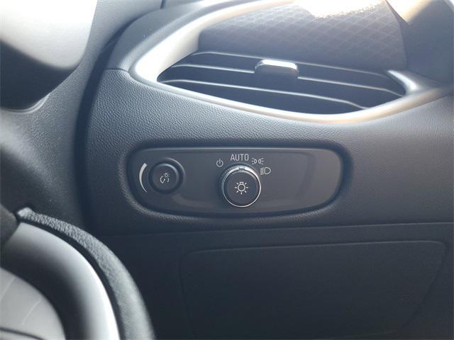 Photo of 2022 Summit White Chevrolet Malibu