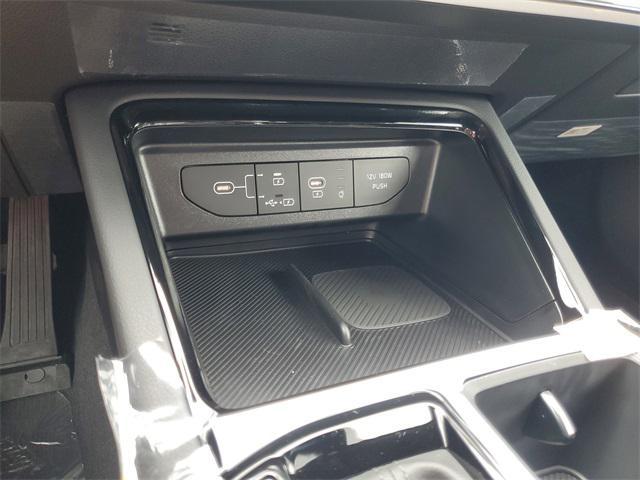 Photo of 2025 Yacht Blue Kia K5