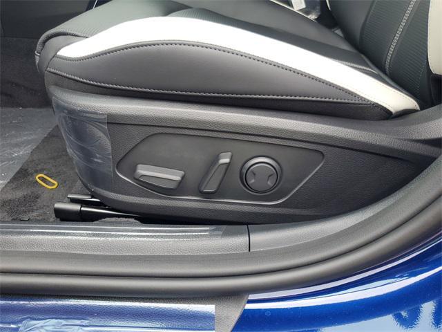 Photo of 2025 Yacht Blue Kia K5