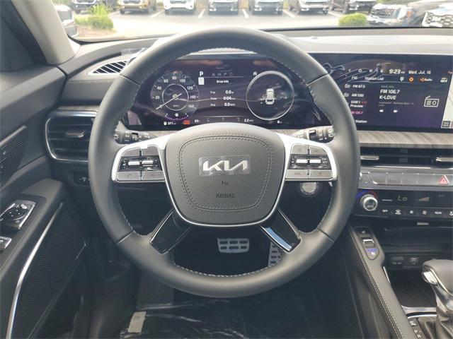 Photo of 2025 Ebony Black Kia Telluride