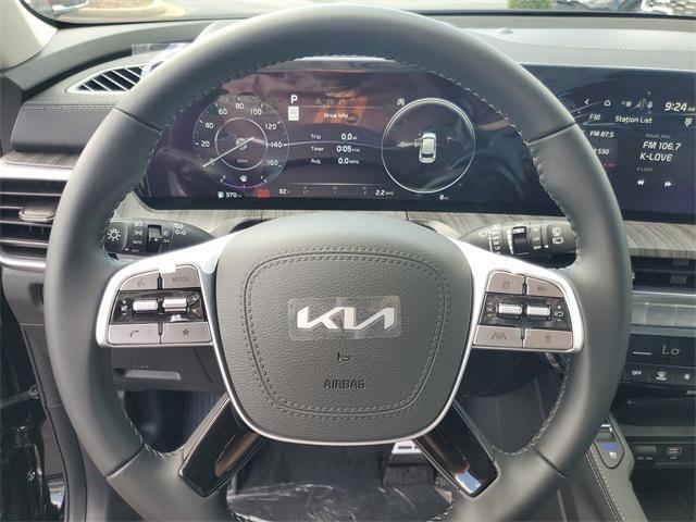 Photo of 2025 Ebony Black Kia Telluride