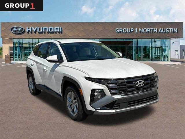 Photo of 2025 Serenity White Pearl Hyundai TUCSON