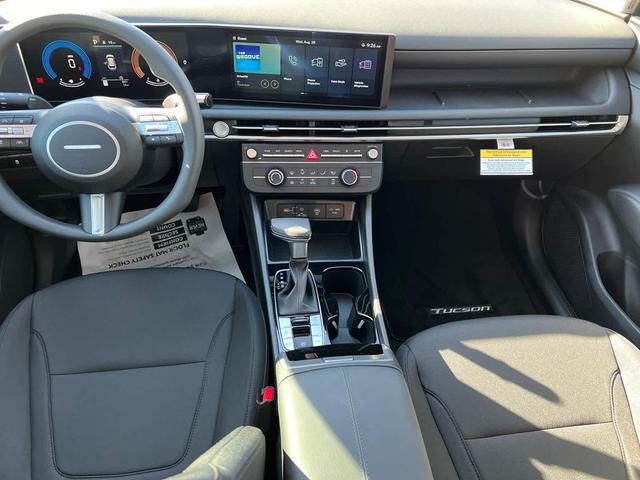 Photo of 2025 Serenity White Pearl Hyundai TUCSON