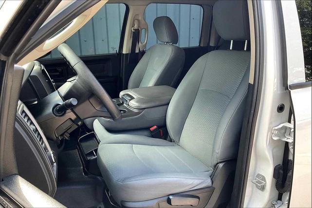 Photo of 2018 Bright White Clearcoat RAM 1500
