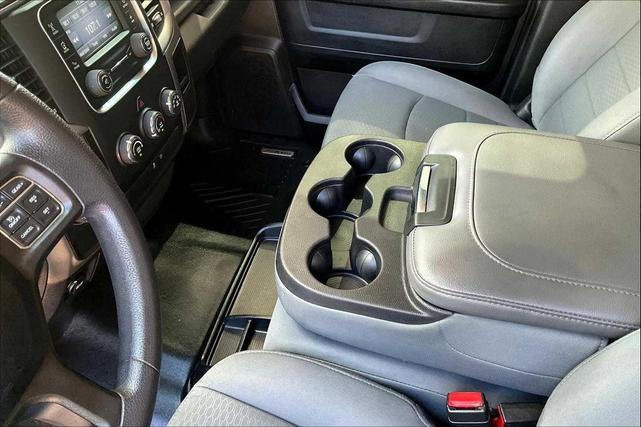Photo of 2018 Bright White Clearcoat RAM 1500