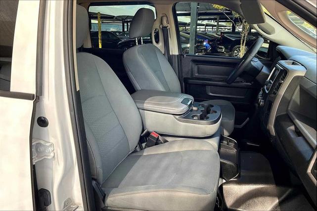 Photo of 2018 Bright White Clearcoat RAM 1500