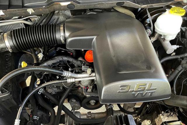 Photo of 2018 Bright White Clearcoat RAM 1500