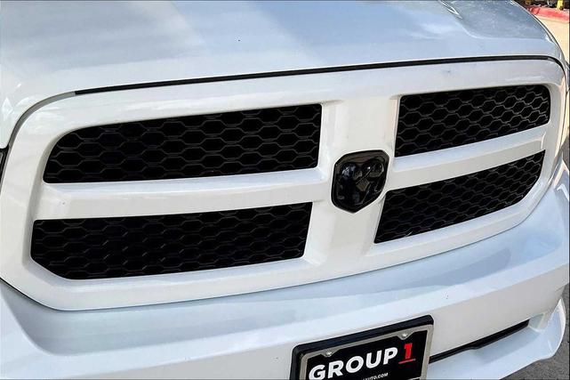 Photo of 2018 Bright White Clearcoat RAM 1500