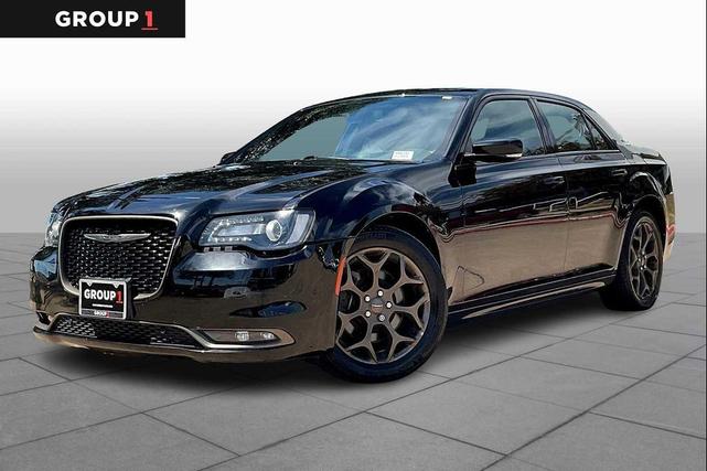 Photo of 2017 Gloss Black Chrysler 300