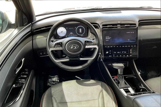Photo of 2023 Phantom Black Hyundai SANTA CRUZ