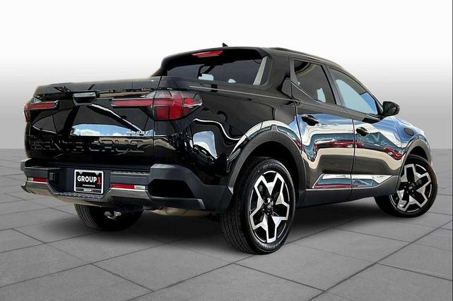 Photo of 2023 Phantom Black Hyundai SANTA CRUZ