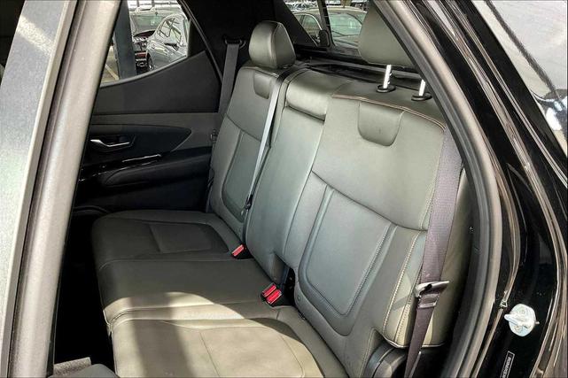 Photo of 2023 Phantom Black Hyundai SANTA CRUZ