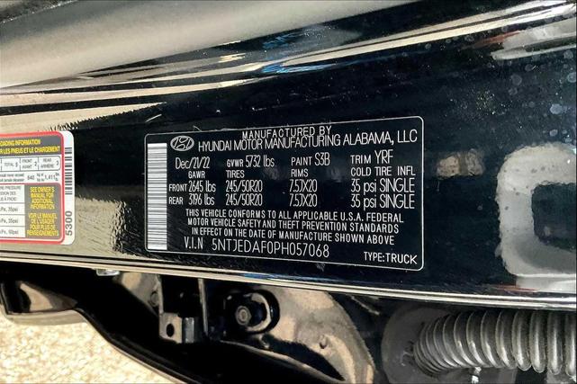 Photo of 2023 Phantom Black Hyundai SANTA CRUZ