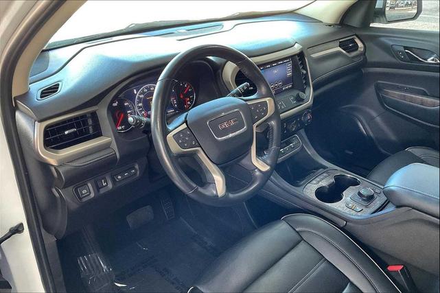 Photo of 2021 White Frost Tricoat GMC Acadia