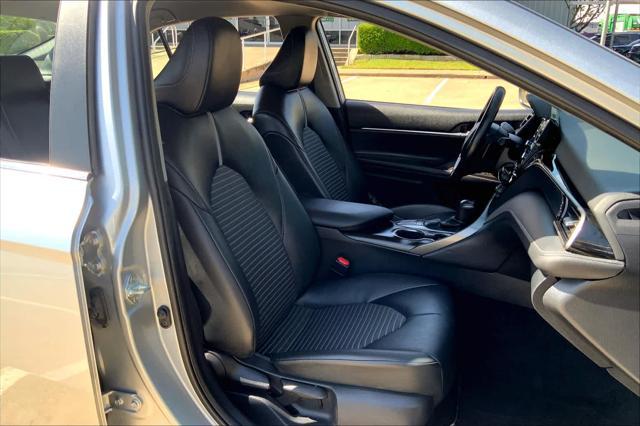 Photo of 2022 Celestial Silver Metallic Toyota Camry