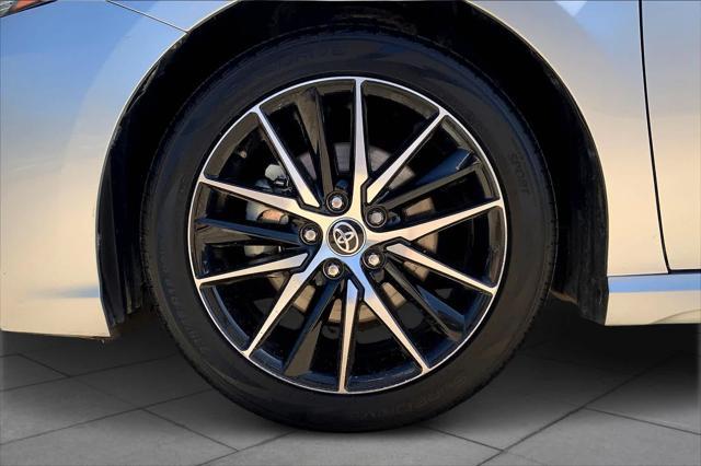 Photo of 2022 Celestial Silver Metallic Toyota Camry