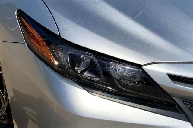 Photo of 2022 Celestial Silver Metallic Toyota Camry