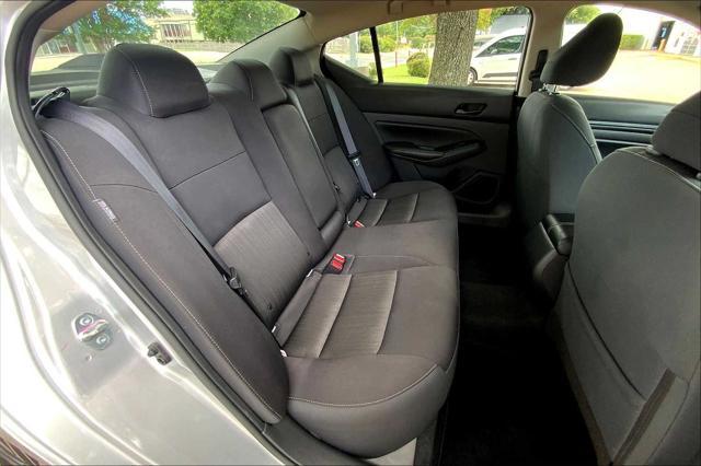 Photo of 2024 Brilliant Silver Metallic Nissan Altima