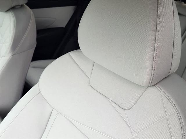 Photo of 2025 Amazon Gray Hyundai TUCSON Hybrid