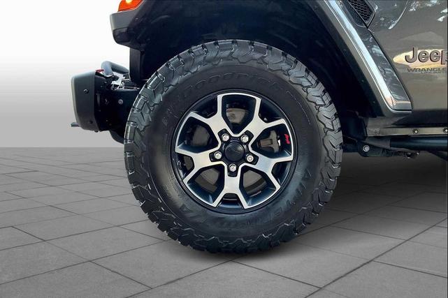Photo of 2019 Granite Crystal Metallic Clearcoat Jeep Wrangler Unlimited